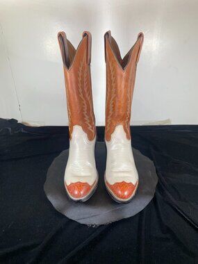 Women's 5 Vintage Abilene Brown and Beige Wingtip Western Cowboy Boots, Made in